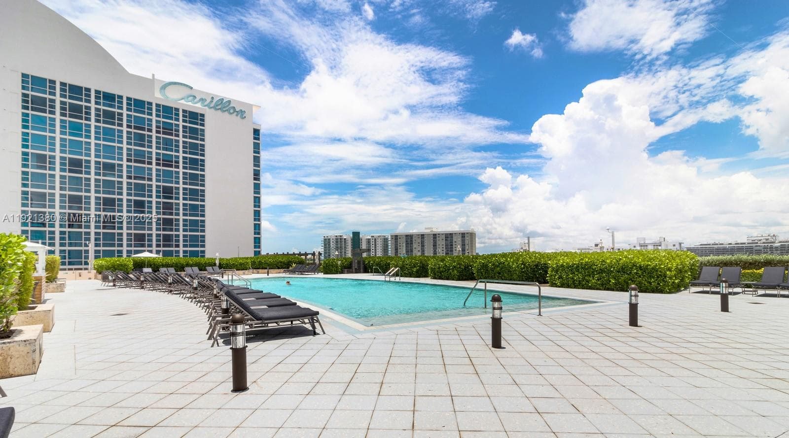A11921380 — Miami Beach — 5