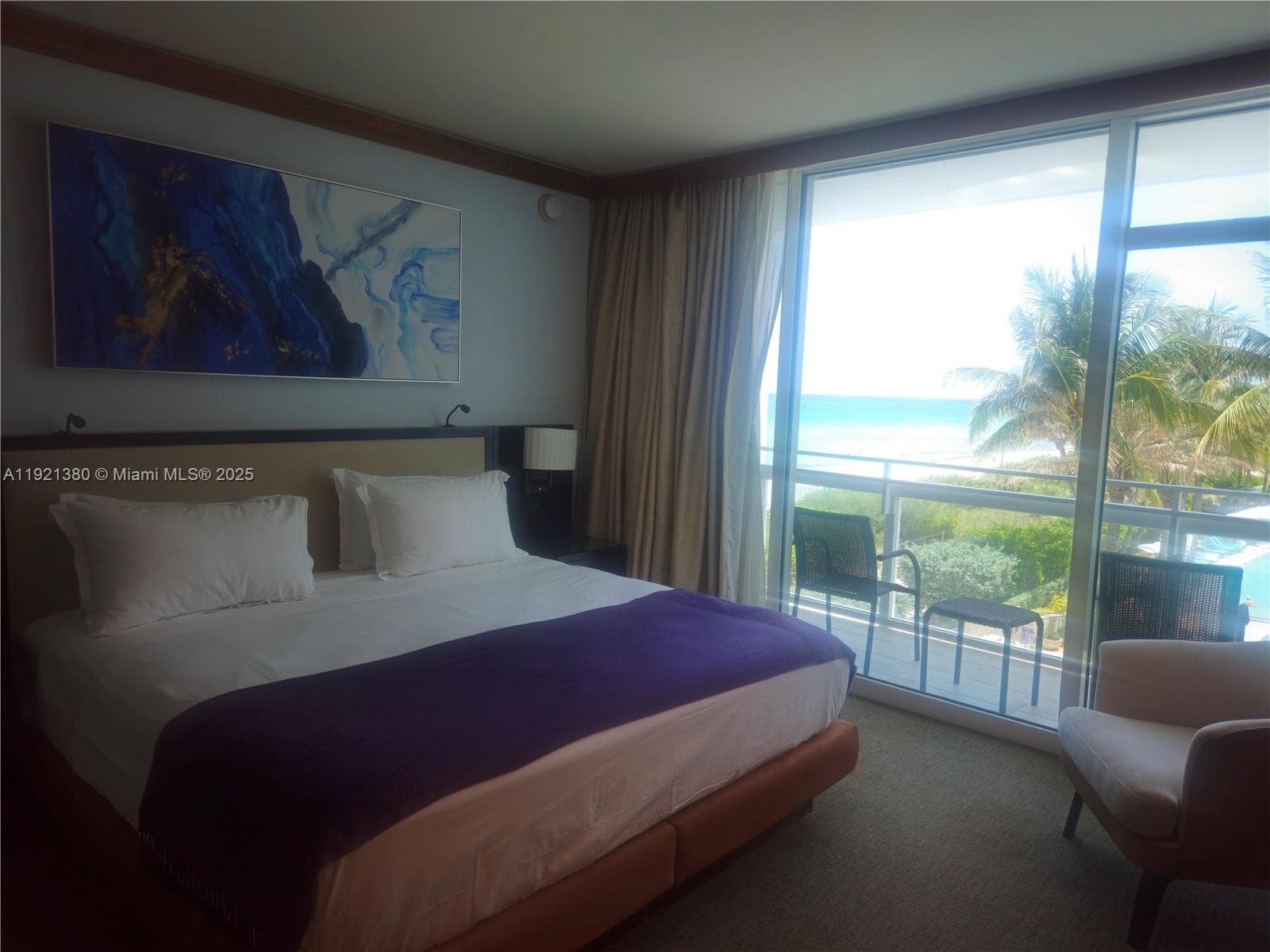 A11921380 — Miami Beach — 14