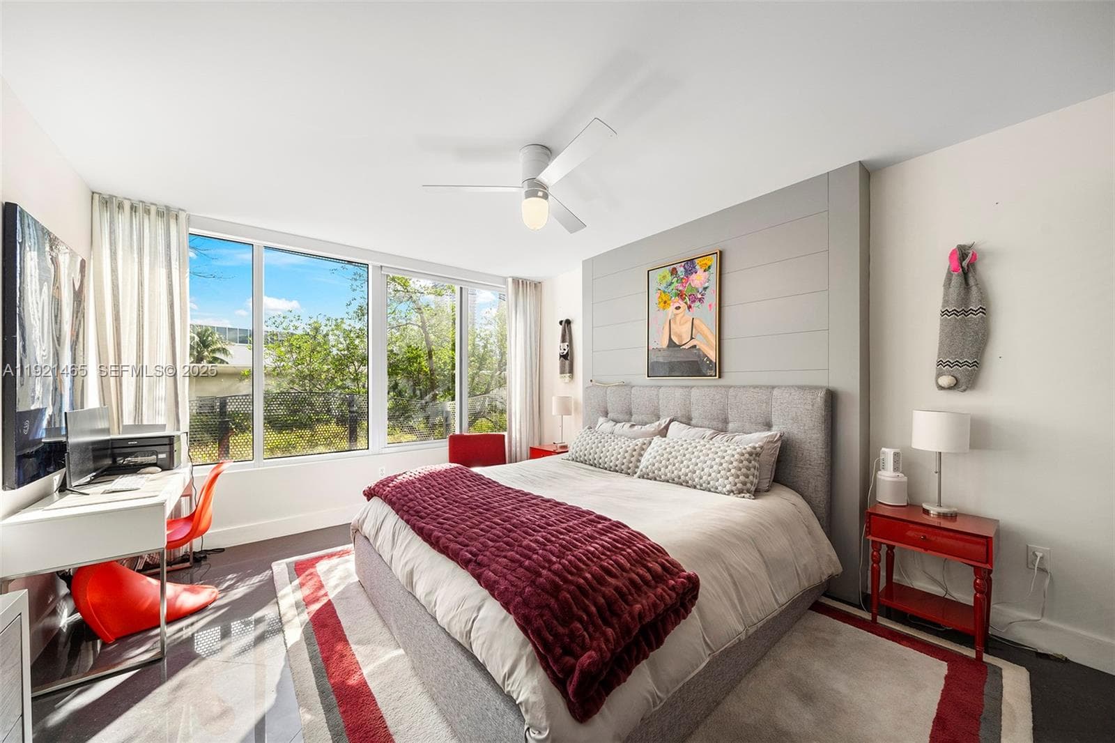 A11921465 — Miami Beach — 10