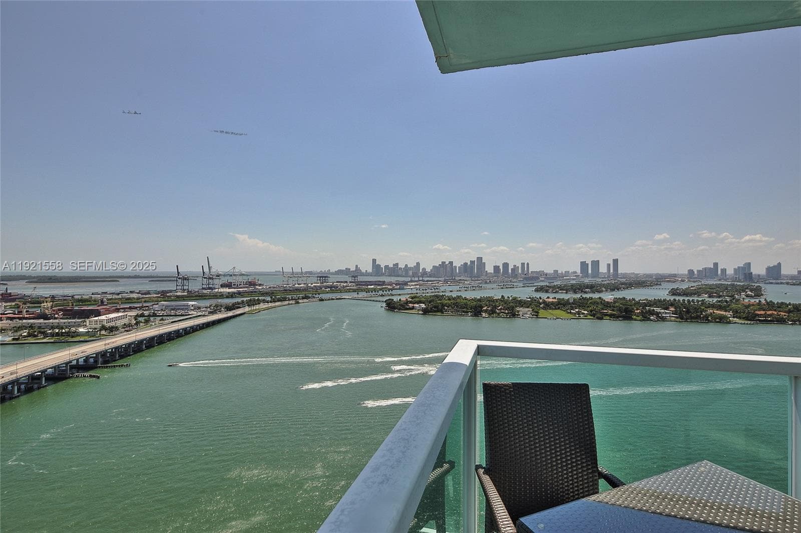 A11921558 — Miami Beach — 2