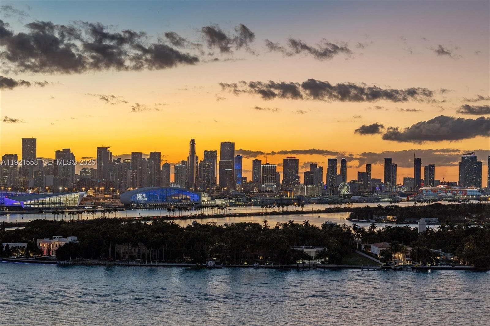 A11921558 — Miami Beach — 20