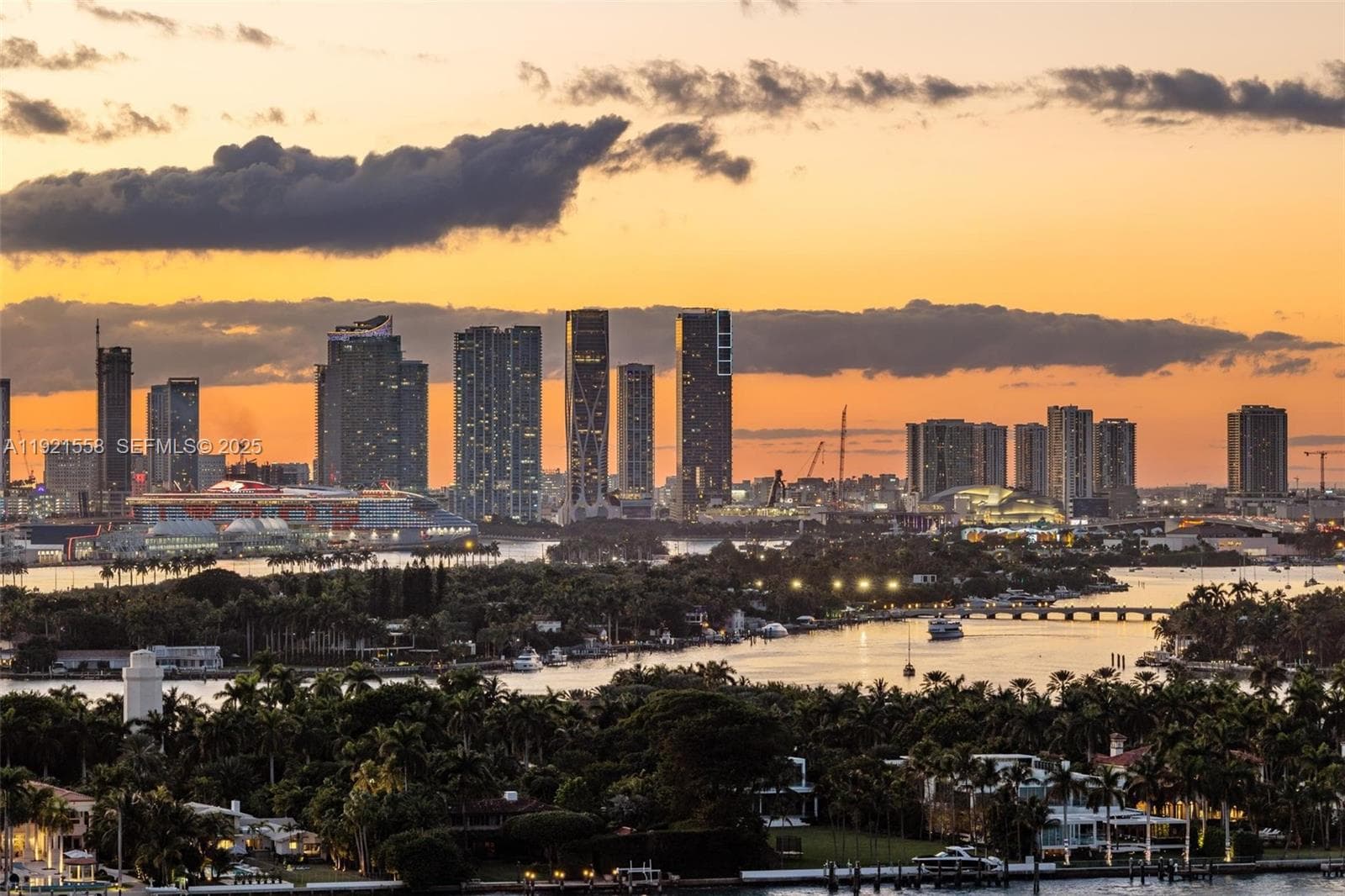 A11921558 — Miami Beach — 21