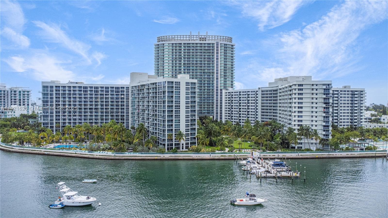 A11921620 — Miami Beach — 47