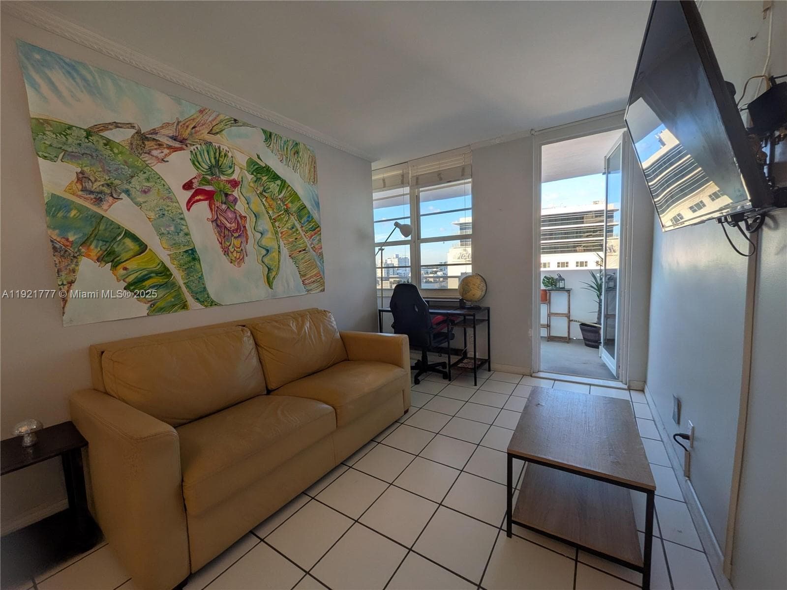 A11921777 — Miami Beach — 5