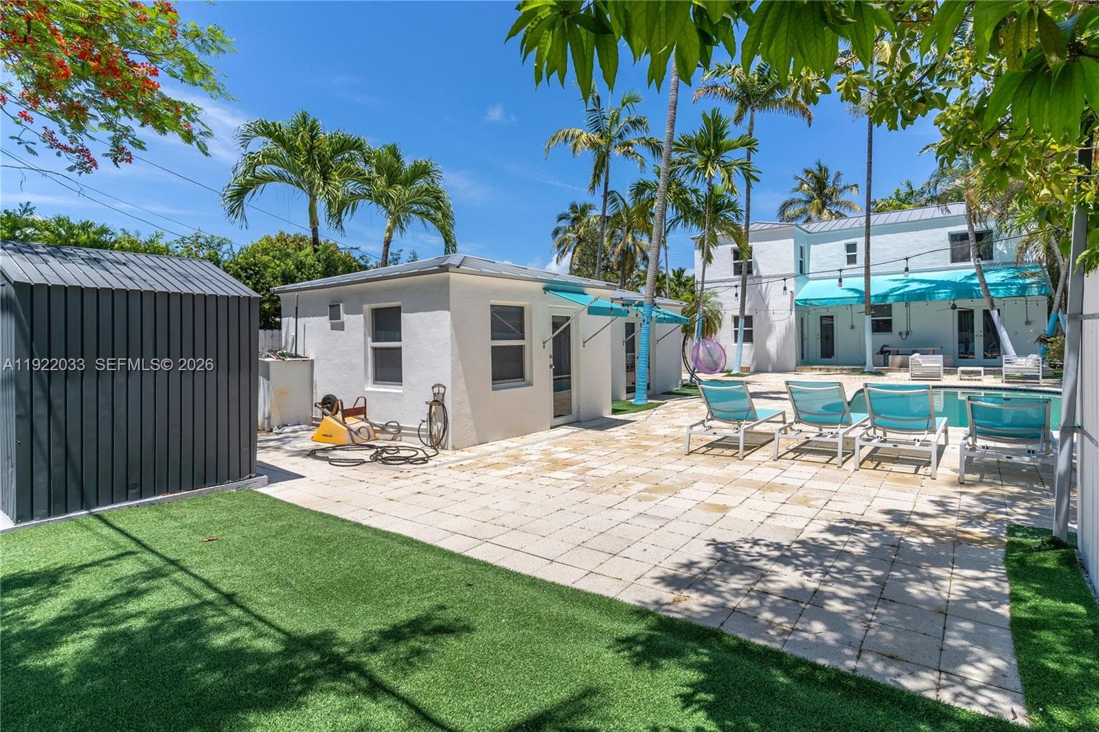 A11922033 — Miami Beach — 36
