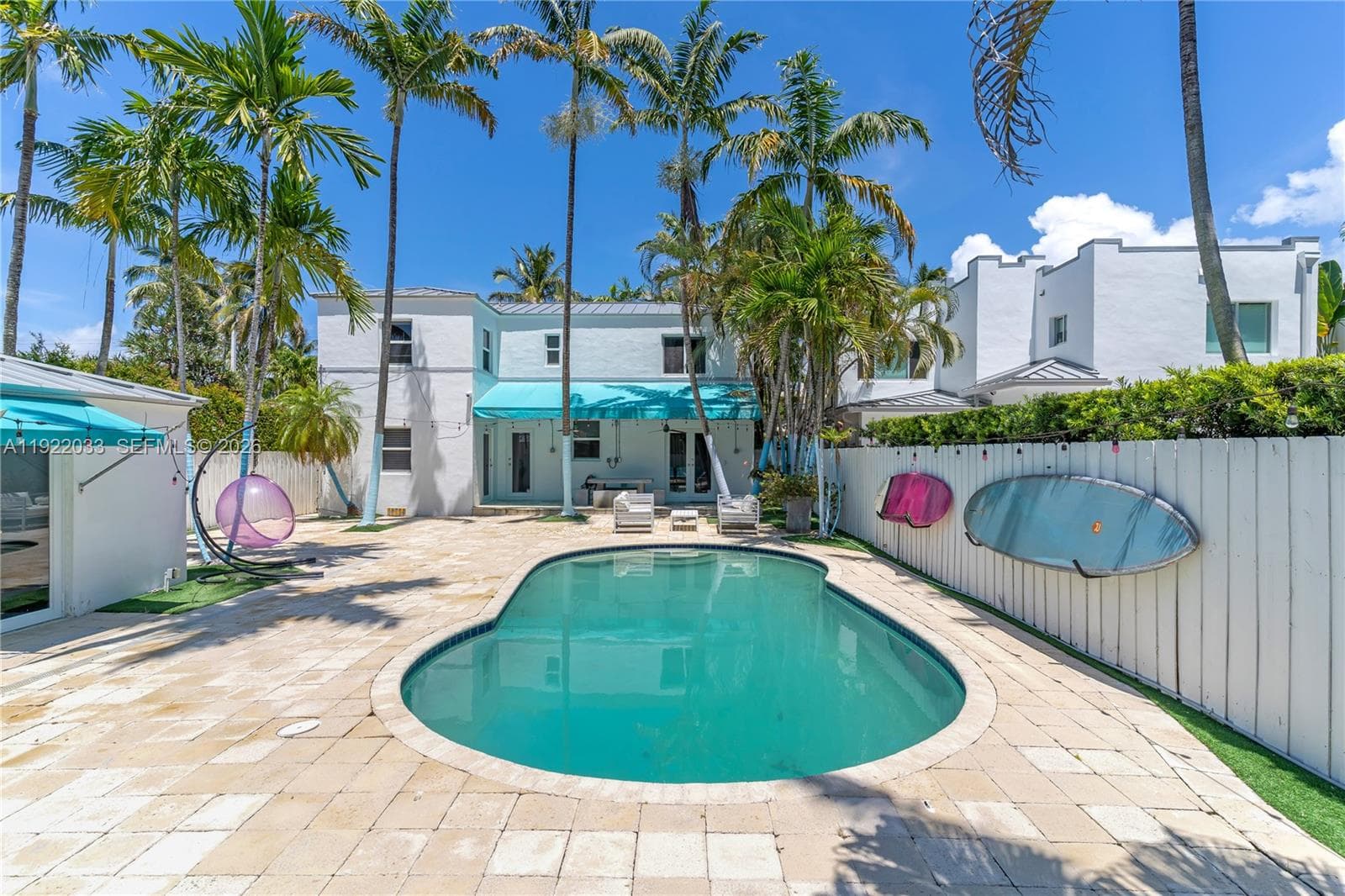 A11922033 — Miami Beach — 37
