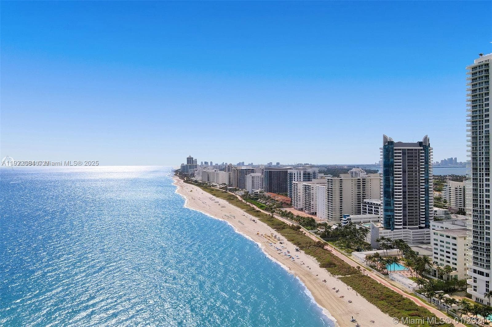 A11922084 — Miami Beach — 2