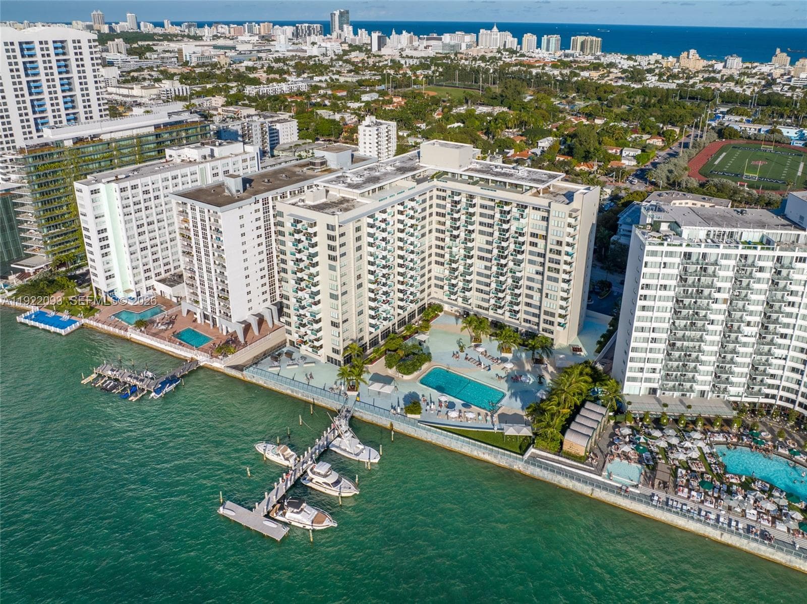 A11922093 — Miami Beach — 23