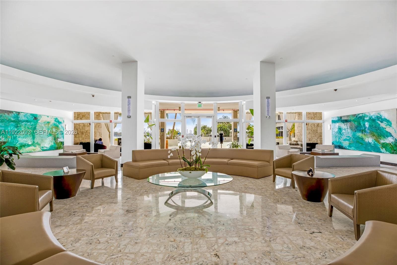 A11922093 — Miami Beach — 28