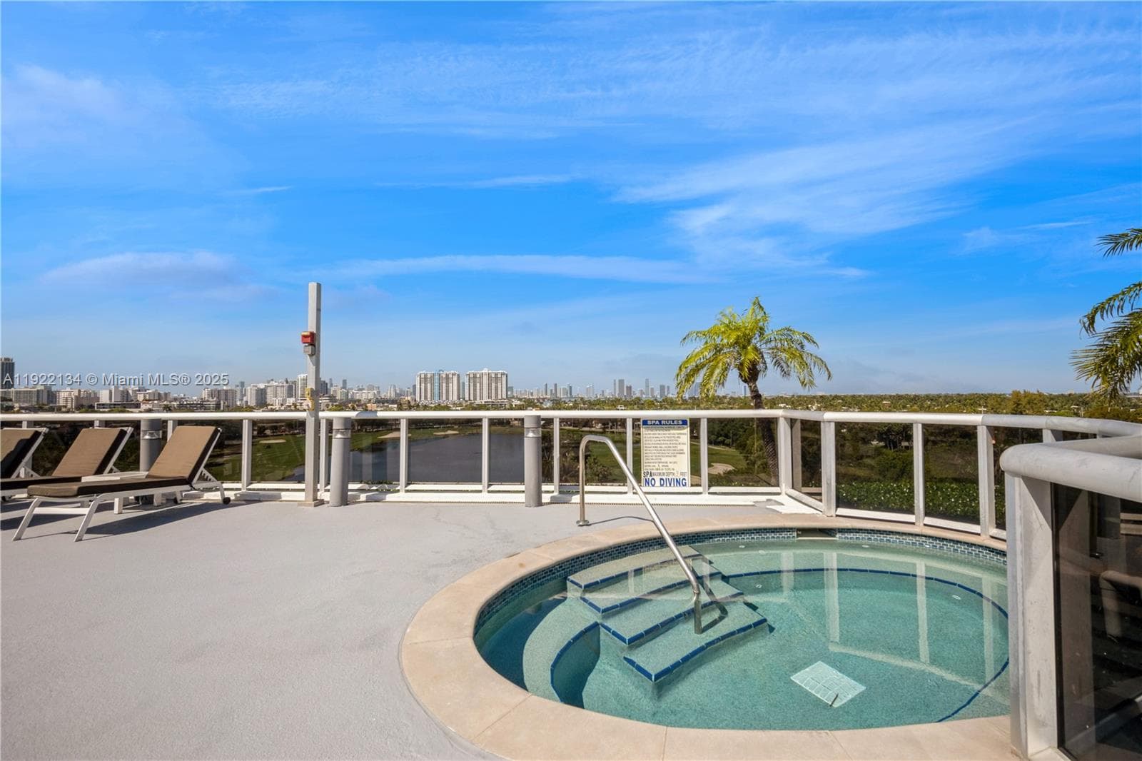A11922134 — Miami Beach — 22