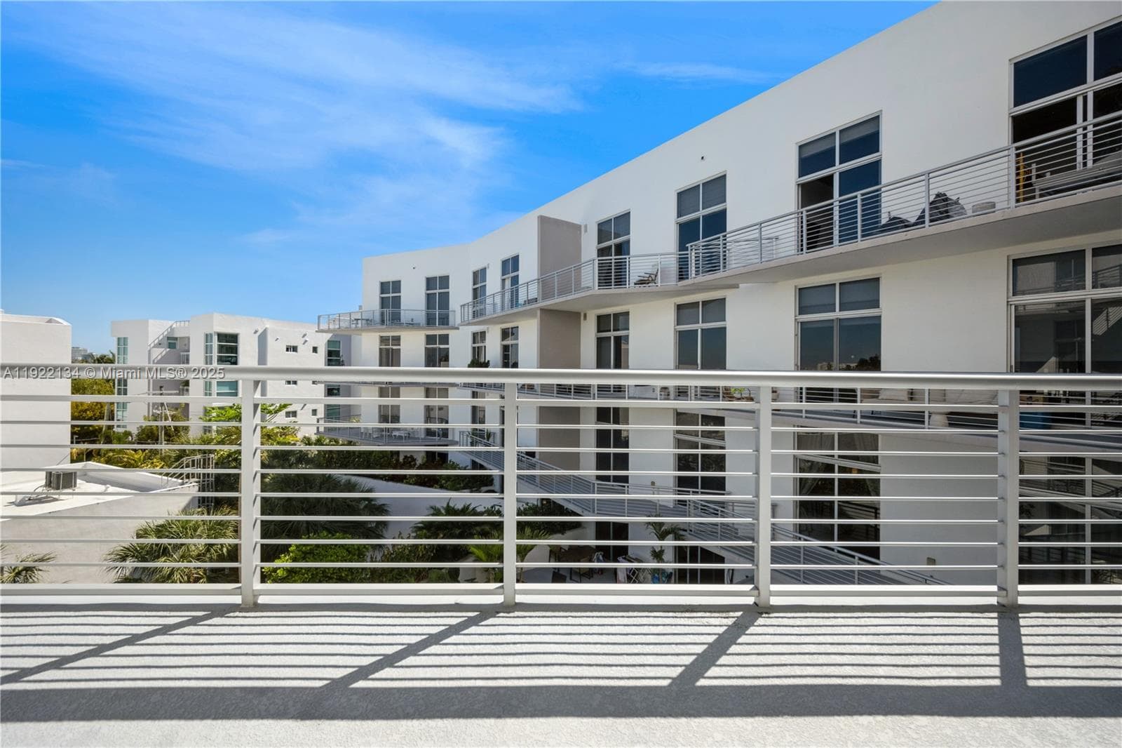 A11922134 — Miami Beach — 7