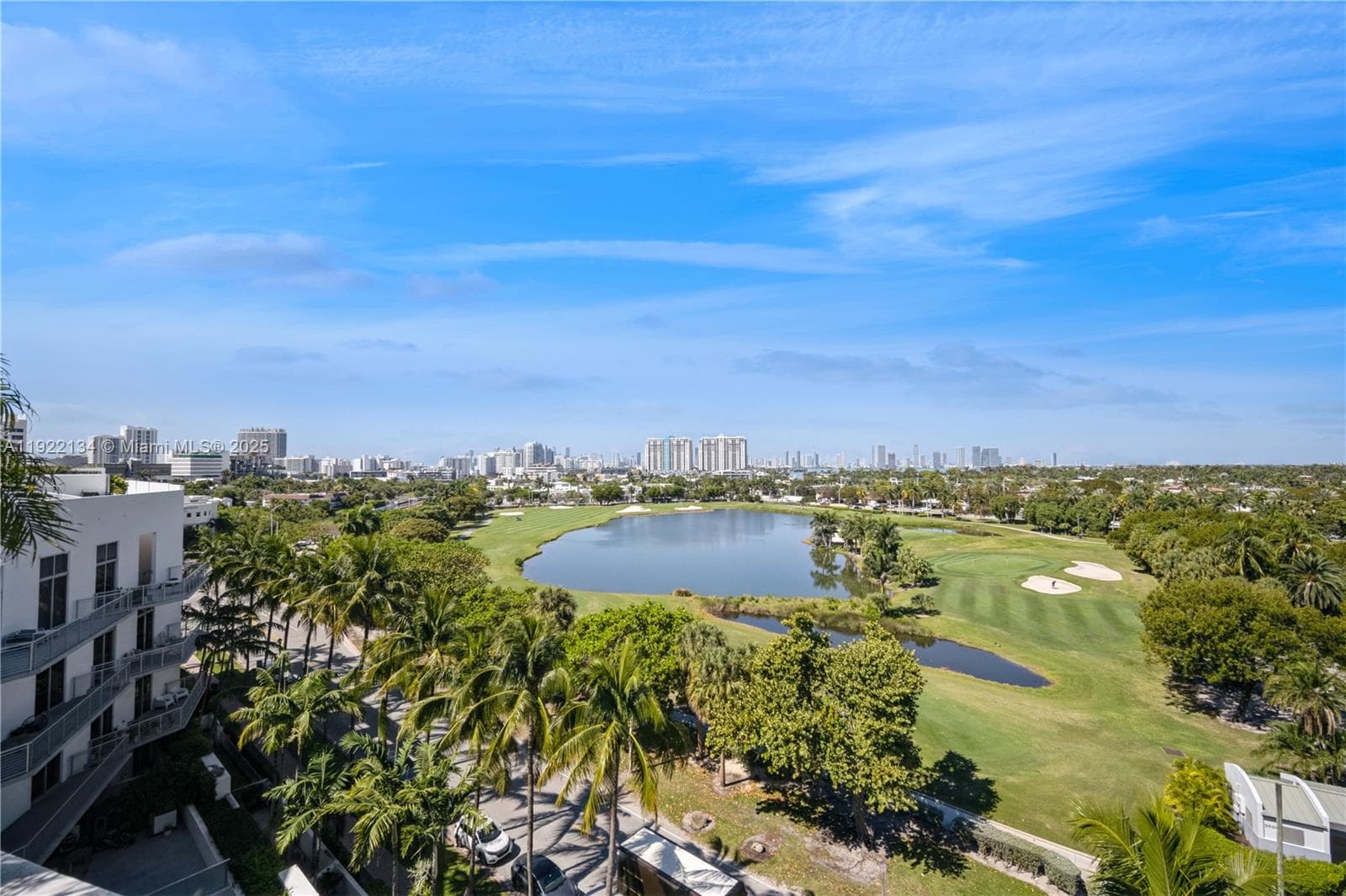 A11922134 — Miami Beach — 25