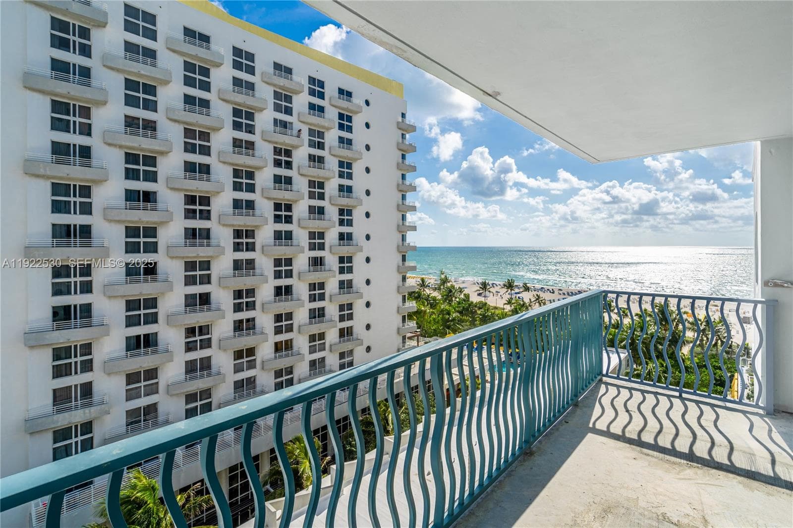 A11922530 — Miami Beach — 13