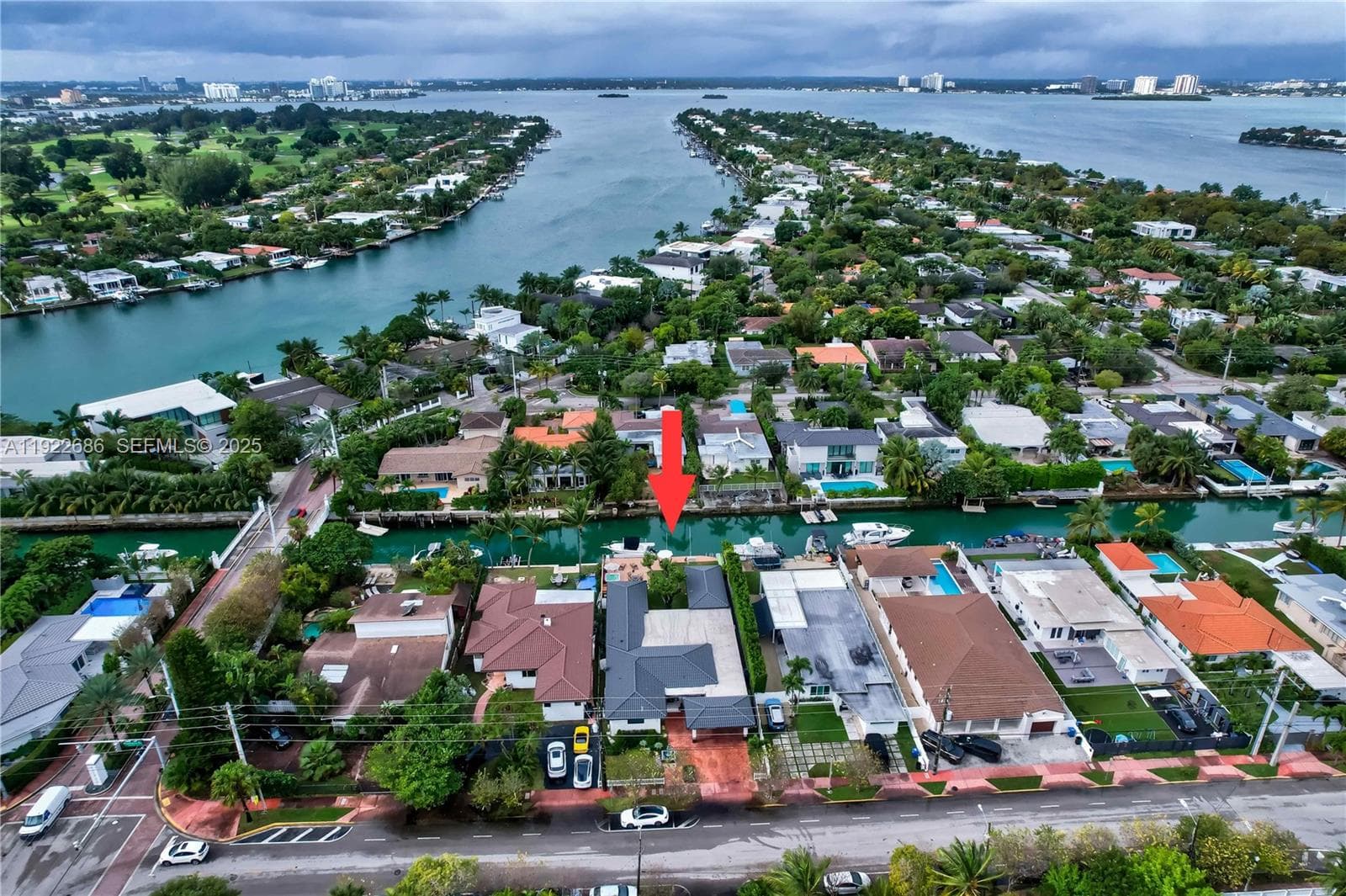 A11922686 — Miami Beach — 2