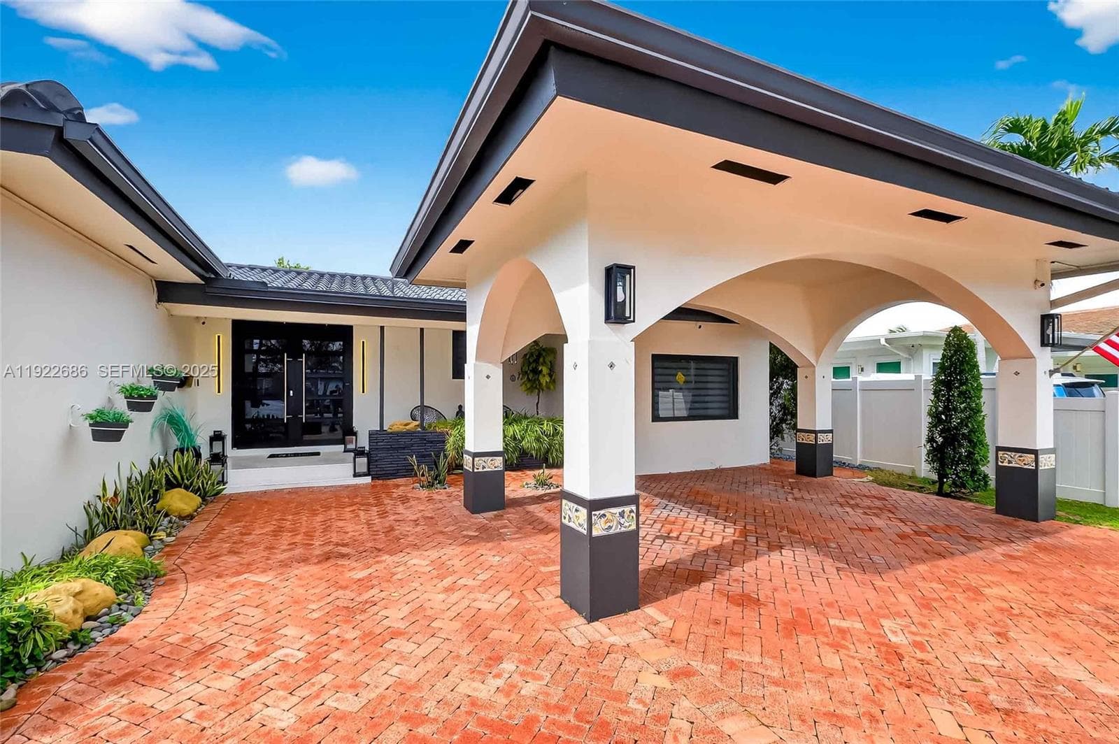 A11922686 — Miami Beach — 5