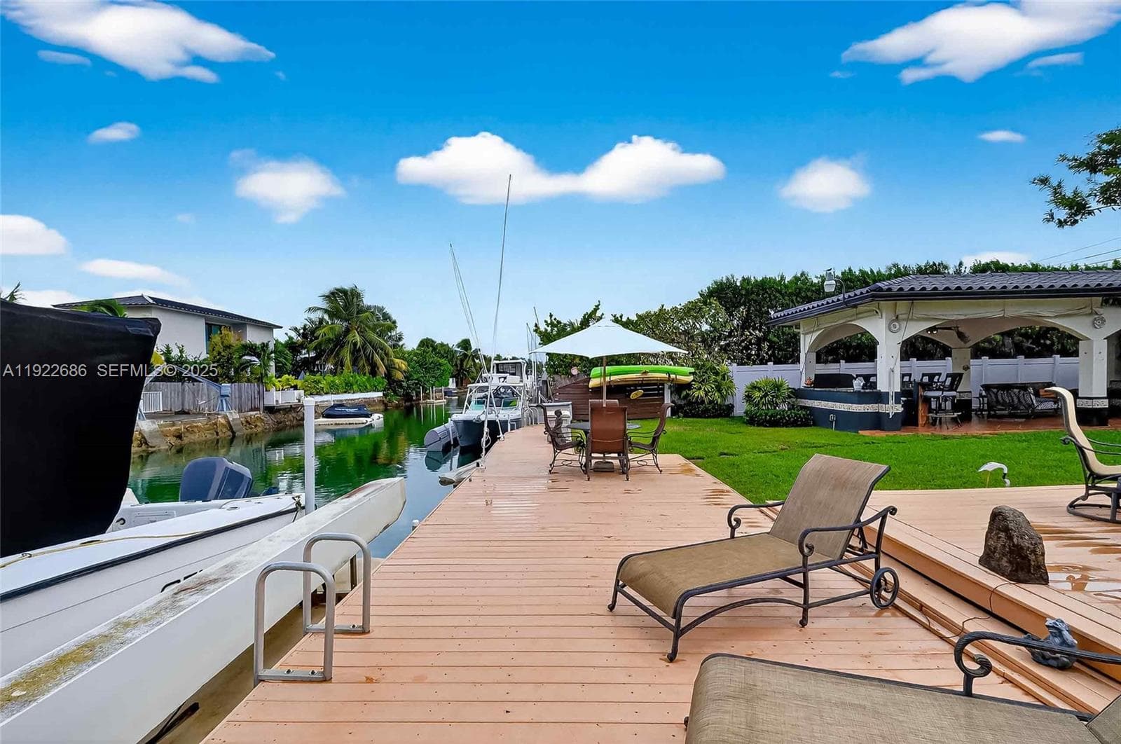 A11922686 — Miami Beach — 60