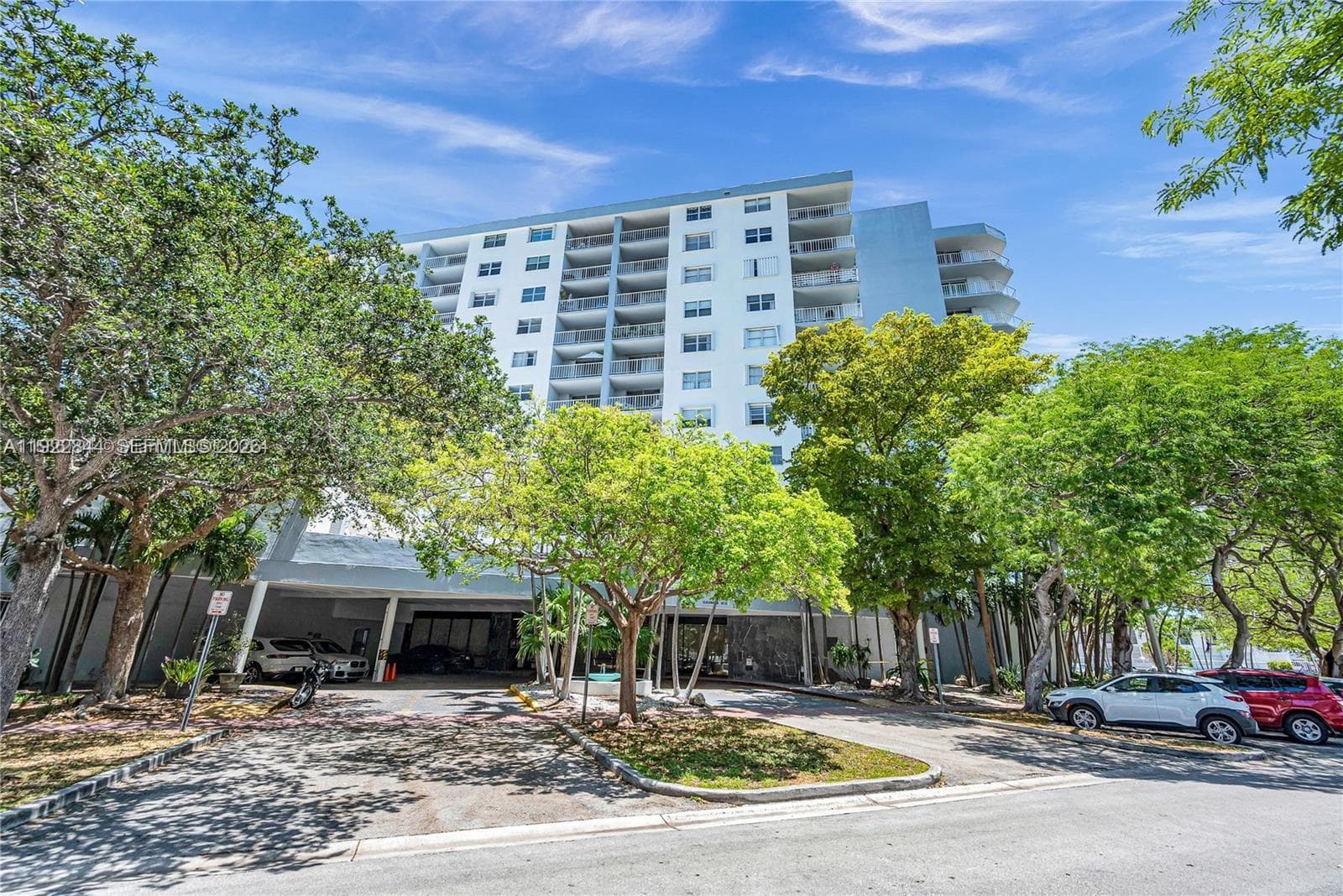 A11922844 — Miami Beach — 28