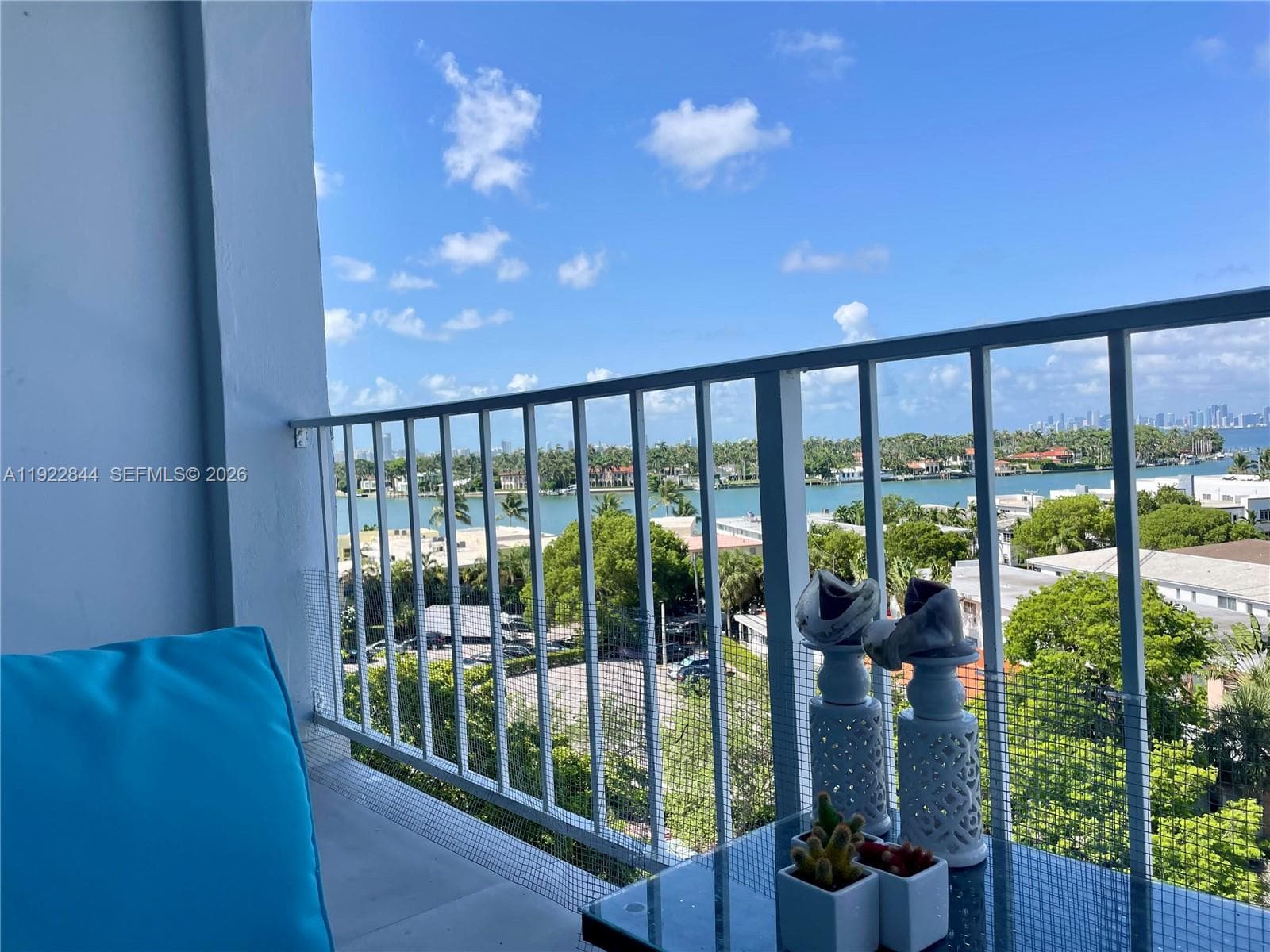 A11922844 — Miami Beach — 21