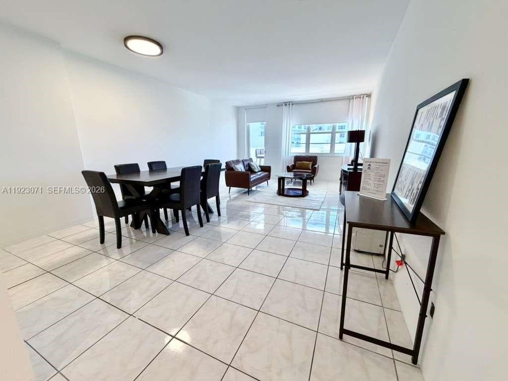 A11923071 — Miami Beach — 7