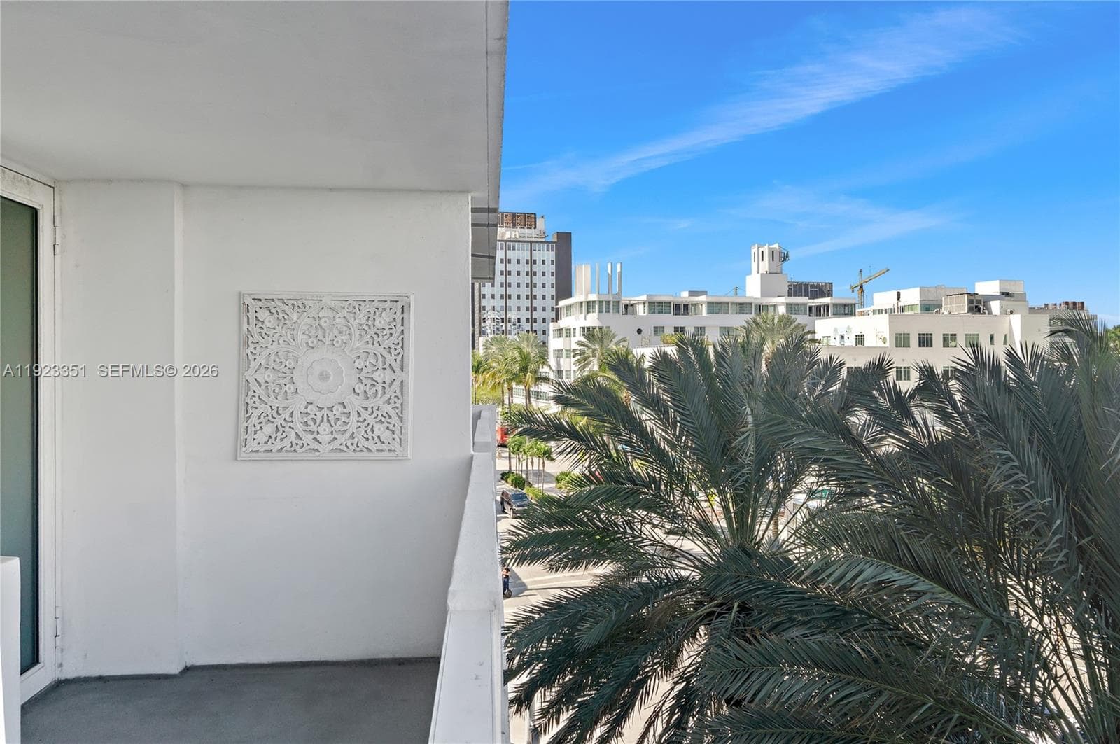 A11923351 — Miami Beach — 5