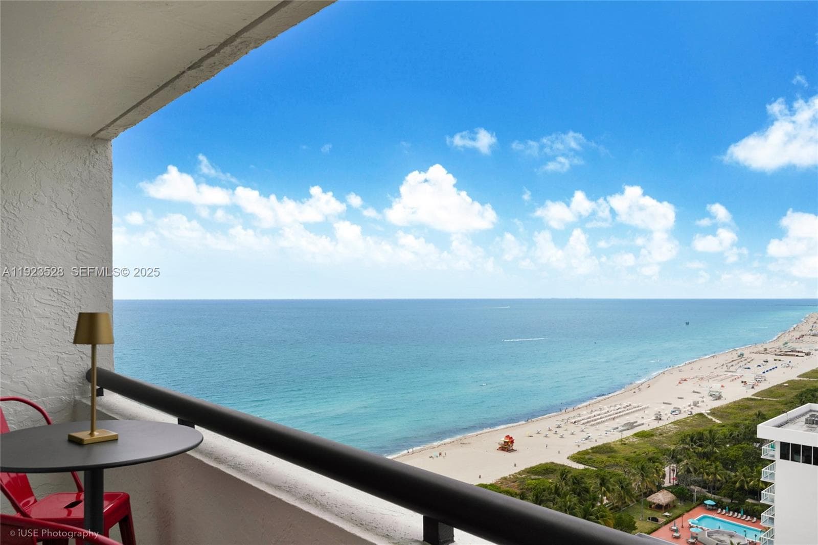 A11923528 — Miami Beach — 16