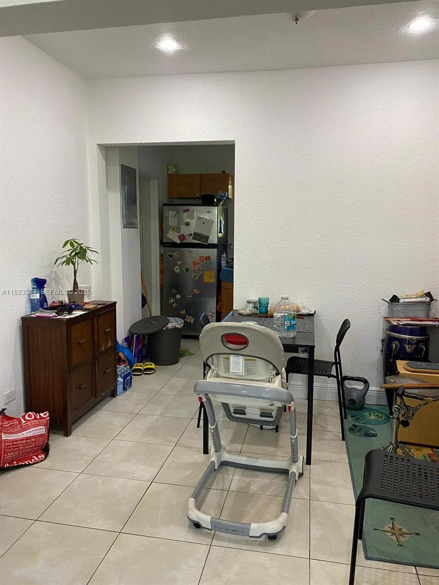 A11923537 — Miami Beach — 2