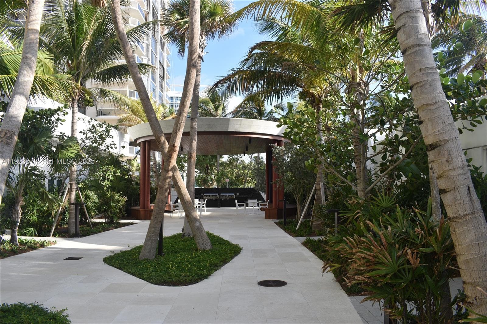 A11923573 — Miami Beach — 7