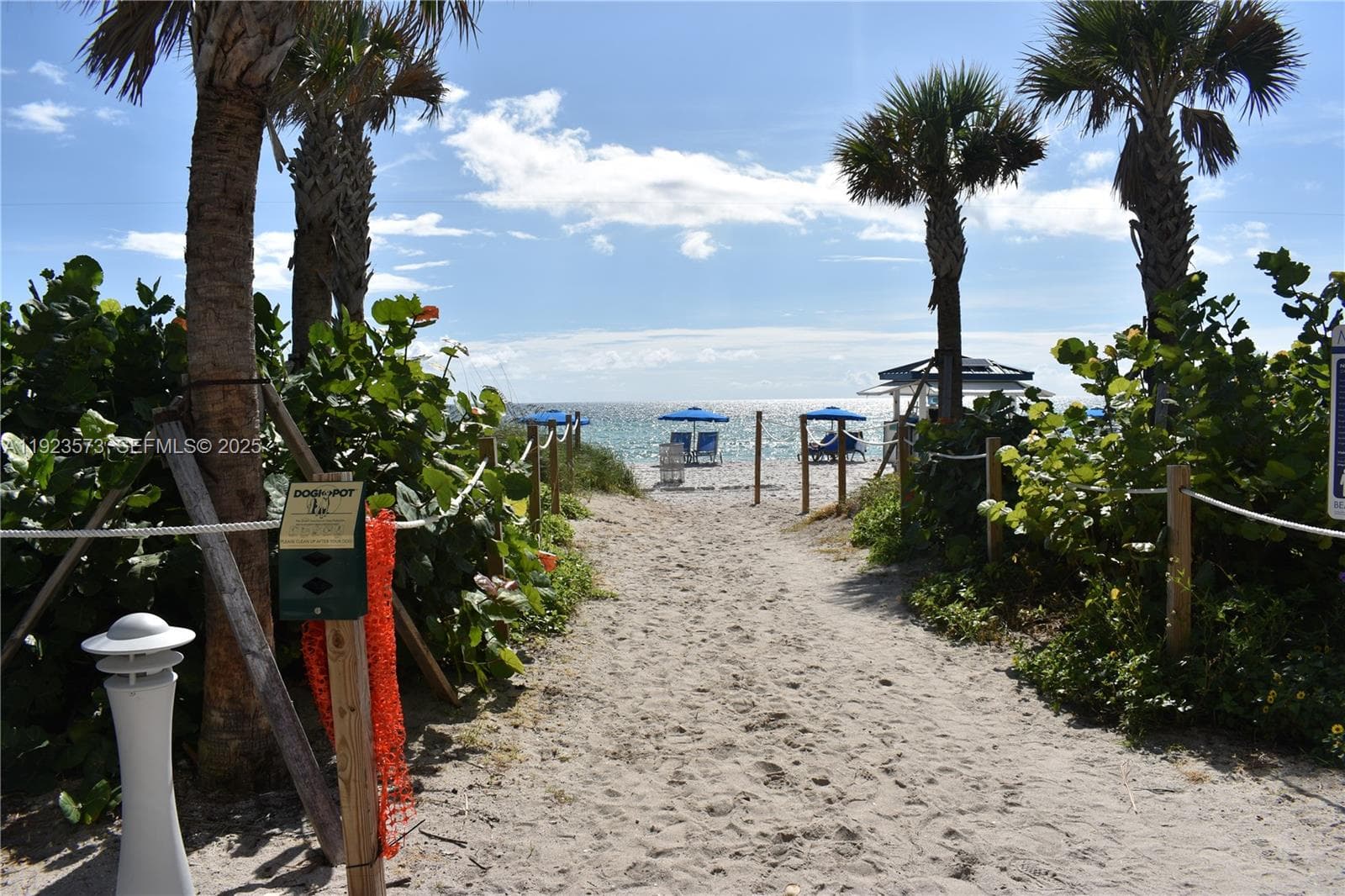 A11923573 — Miami Beach — 28
