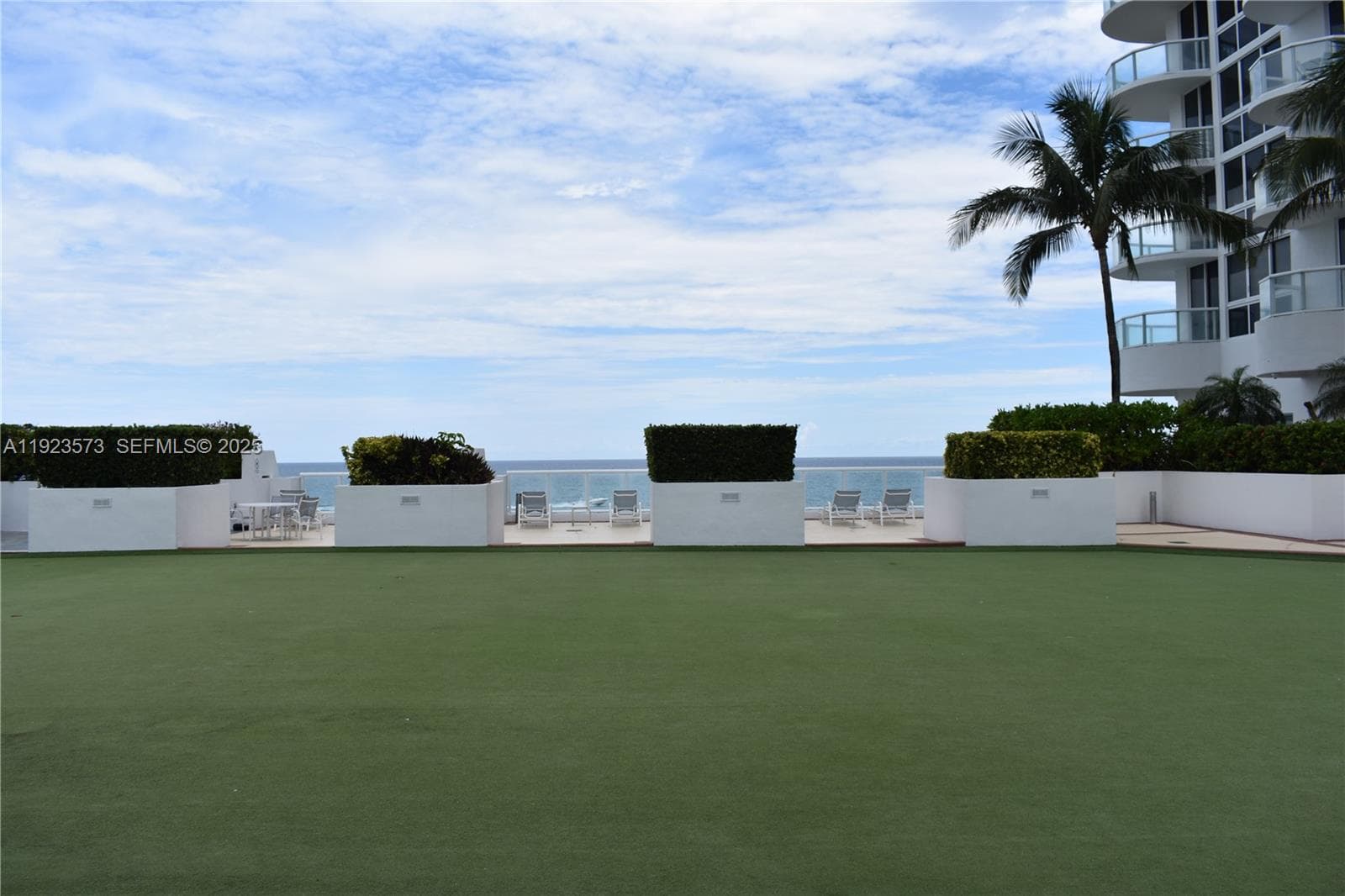 A11923573 — Miami Beach — 21