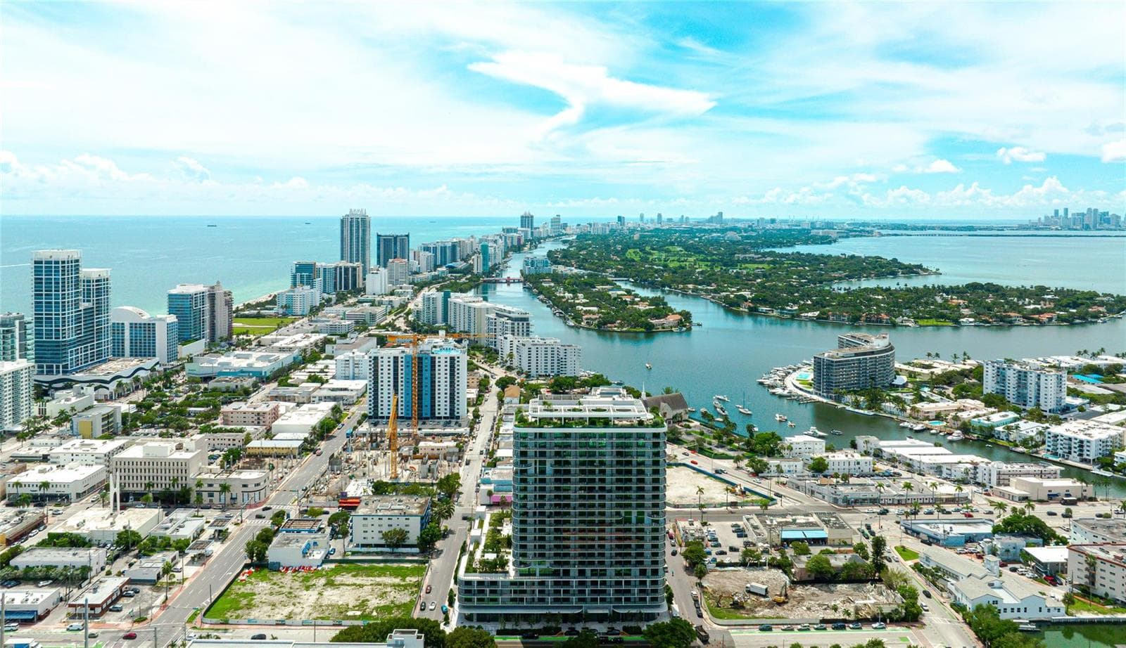 F10539152 — Miami Beach — 40