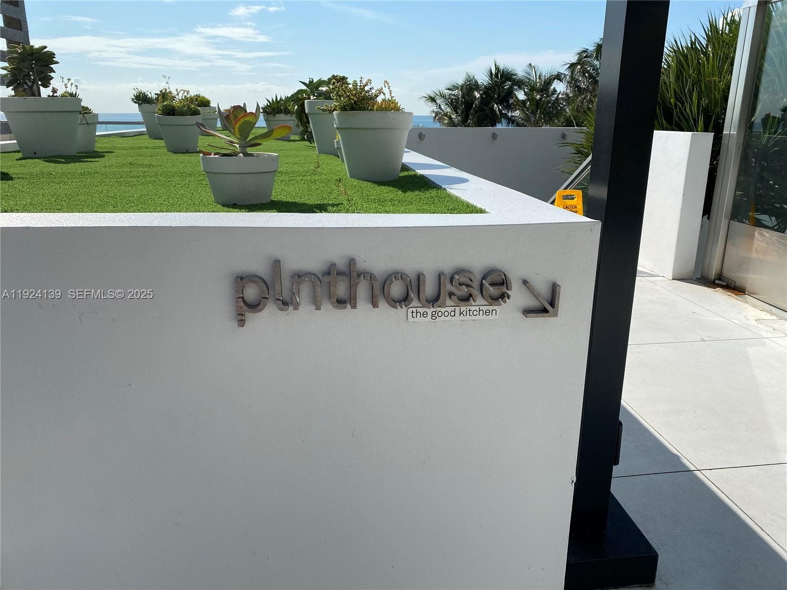 A11924139 — Miami Beach — 30