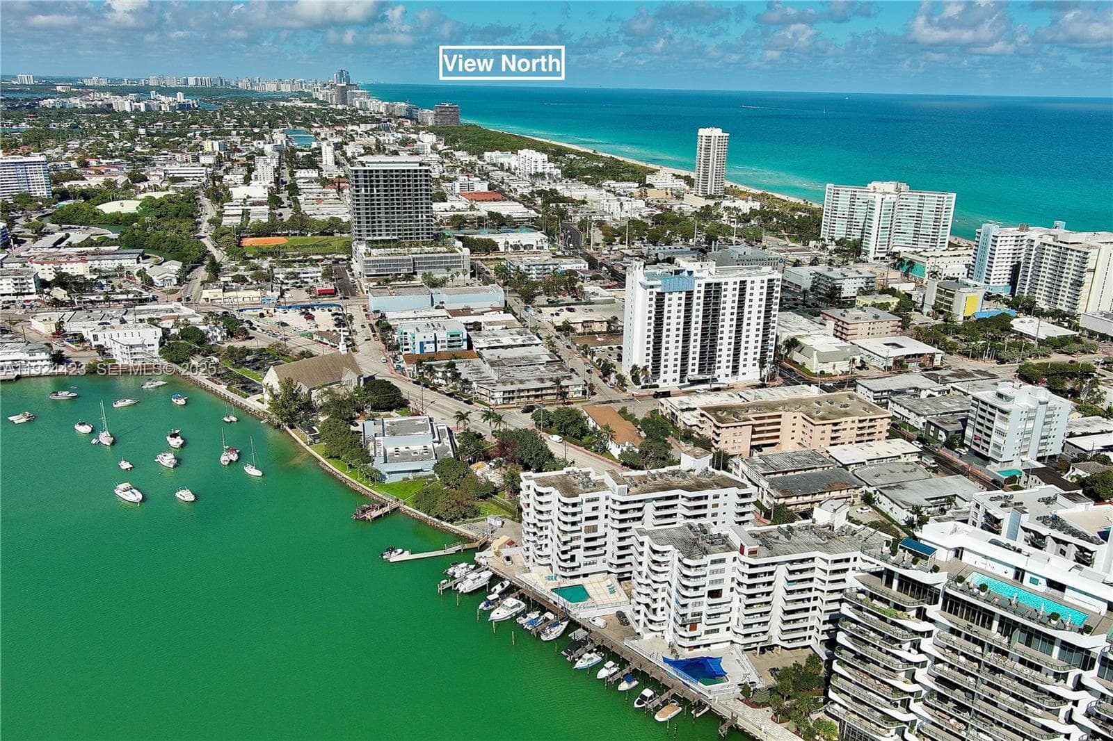 A11924423 — Miami Beach — 17