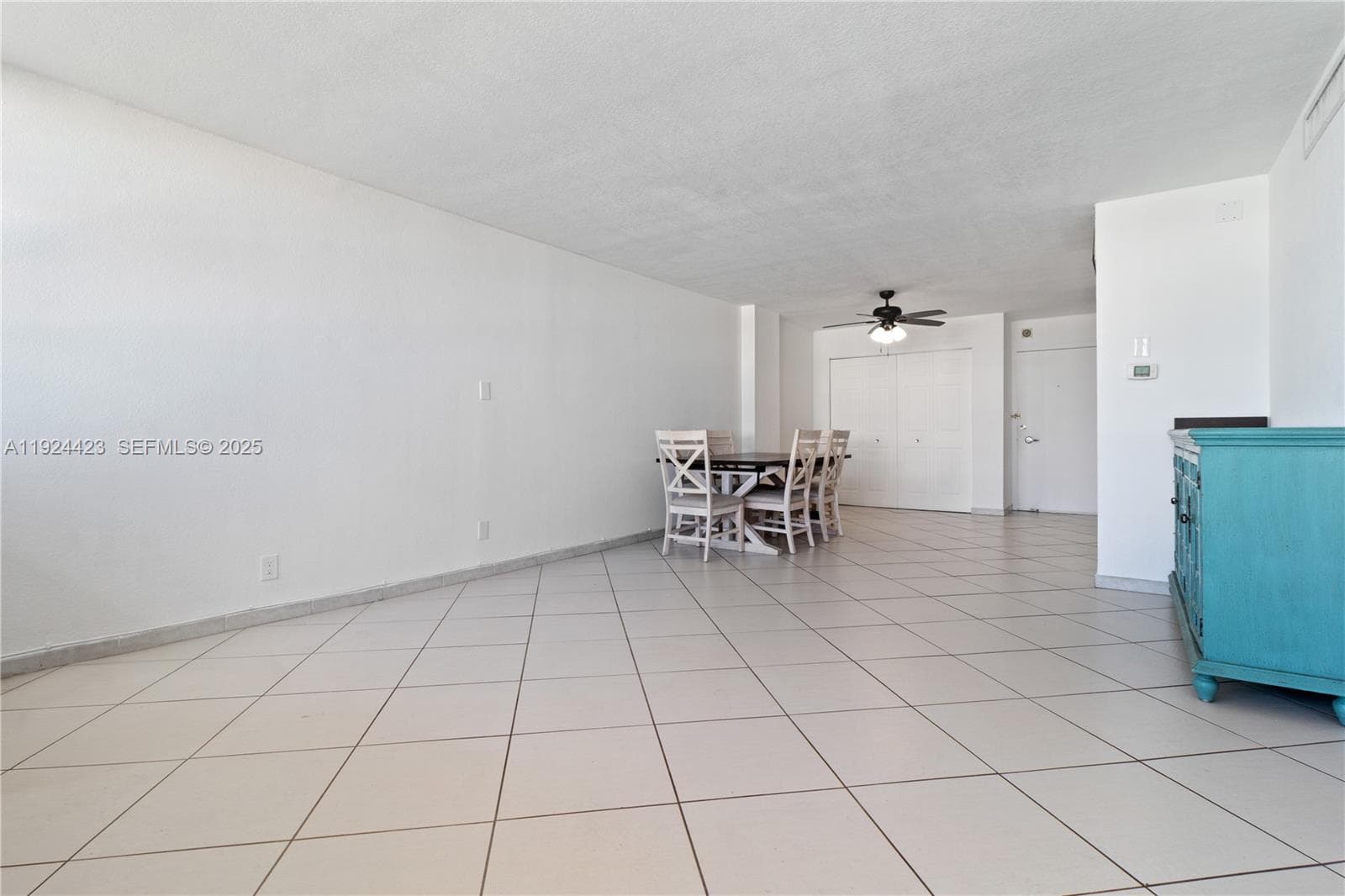 A11924423 — Miami Beach — 7