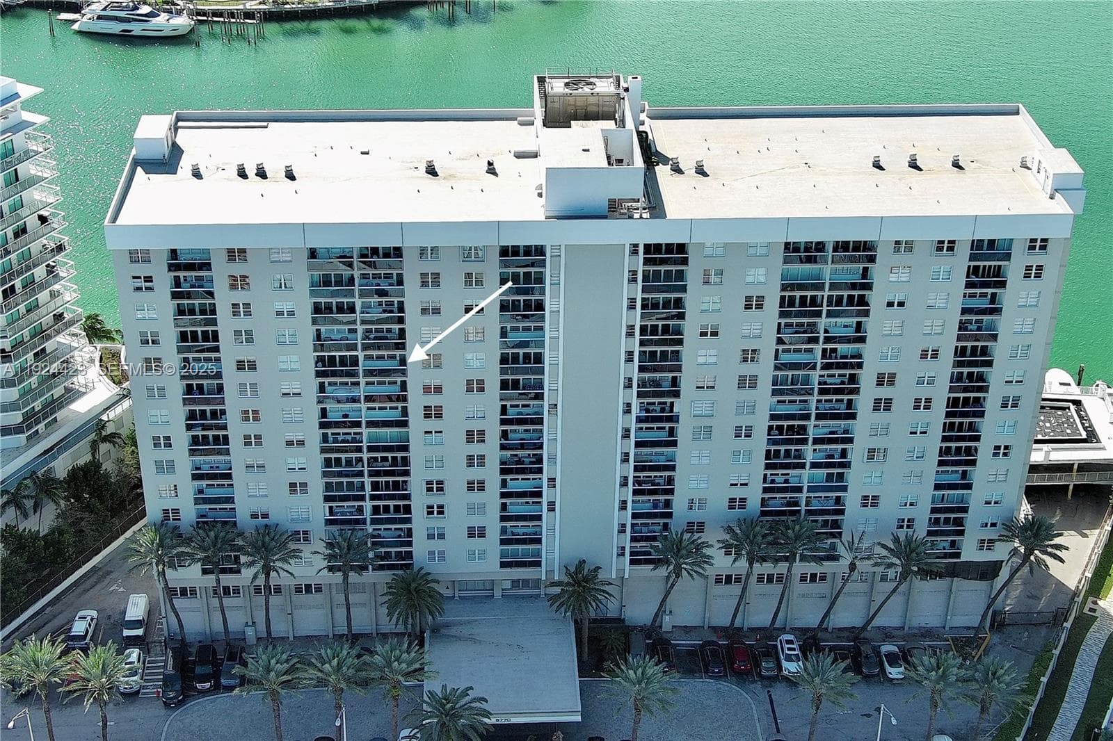 A11924423 — Miami Beach — 3