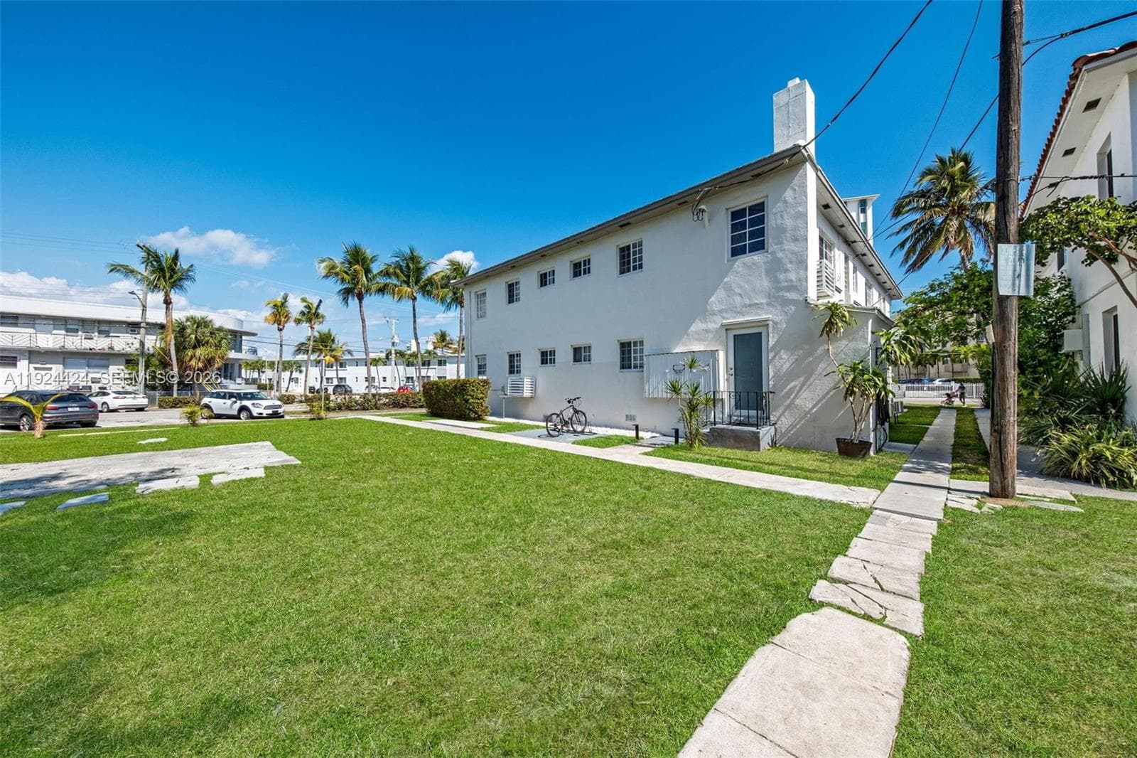 A11924424 — Miami Beach — 5