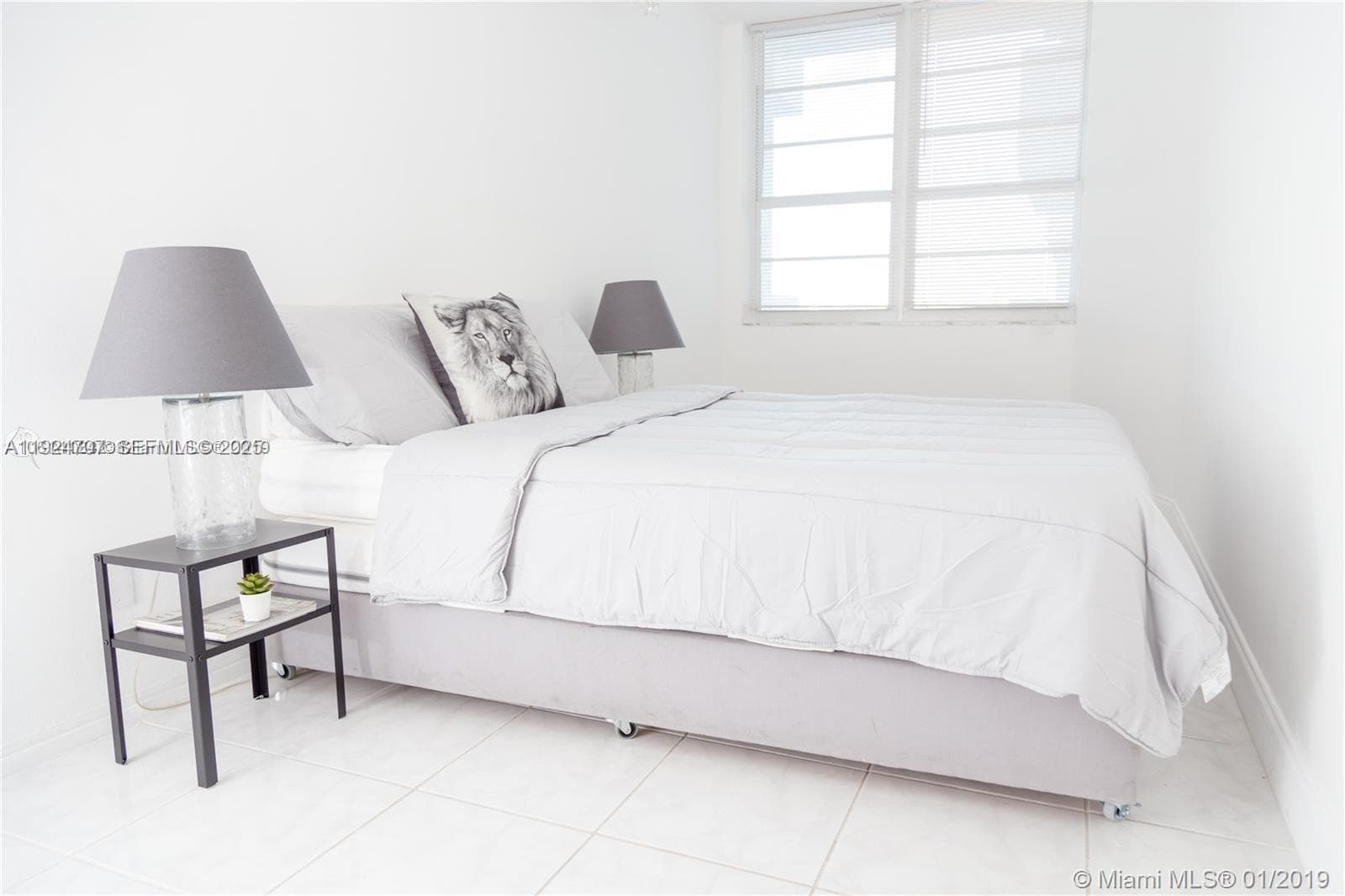 A11924707 — Miami Beach — 2