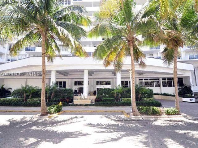 A11924707 — Miami Beach — 7