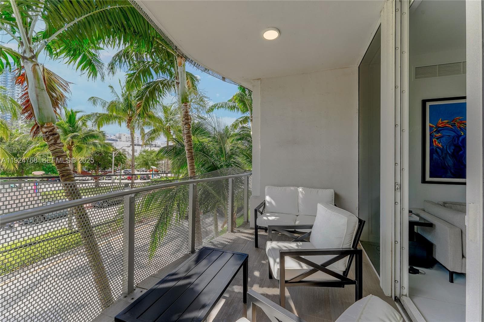 A11924768 — Miami Beach — 5