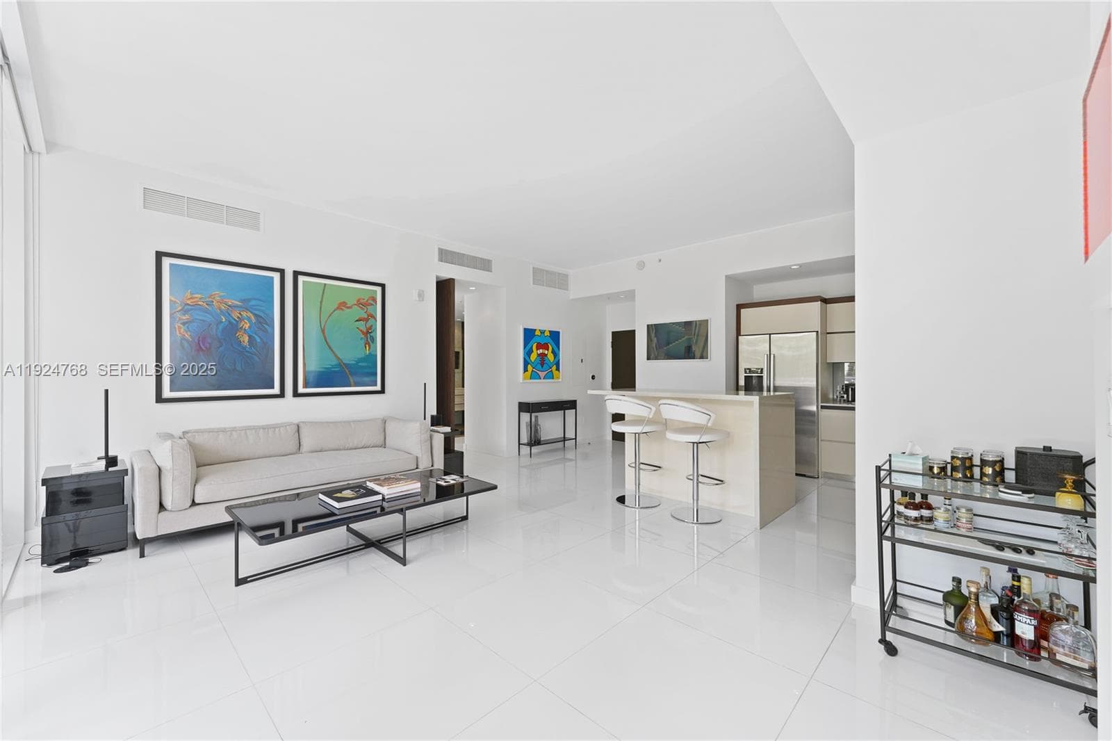 A11924768 — Miami Beach — 4