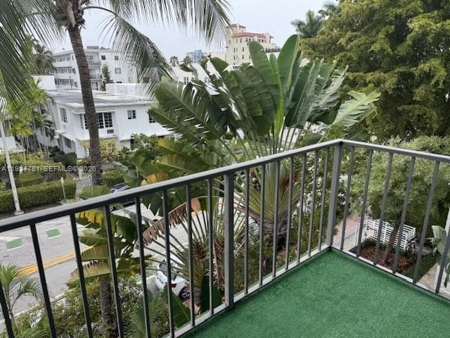 A11924781 — Miami Beach — 3