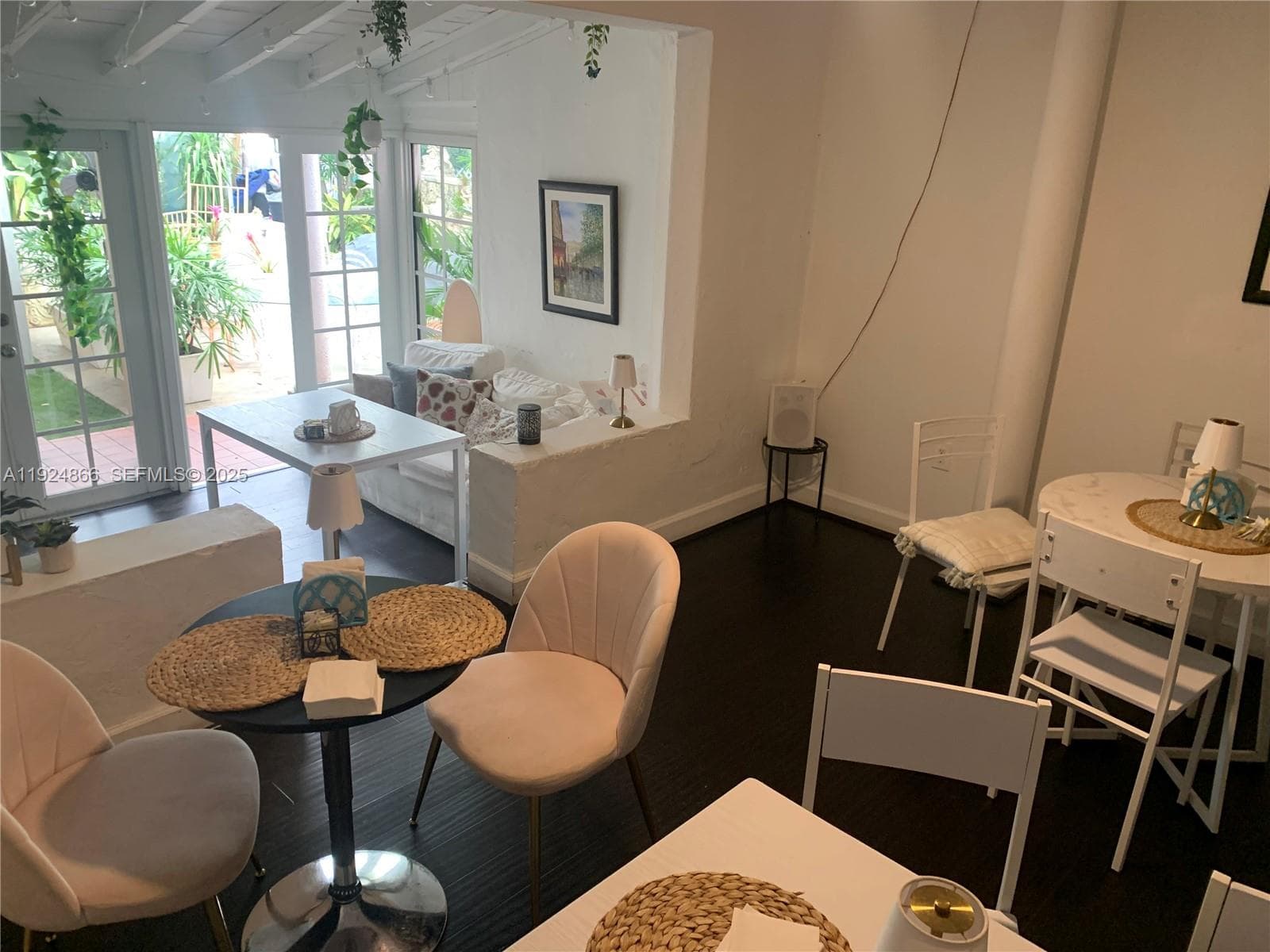 A11924866 — Miami Beach — 5