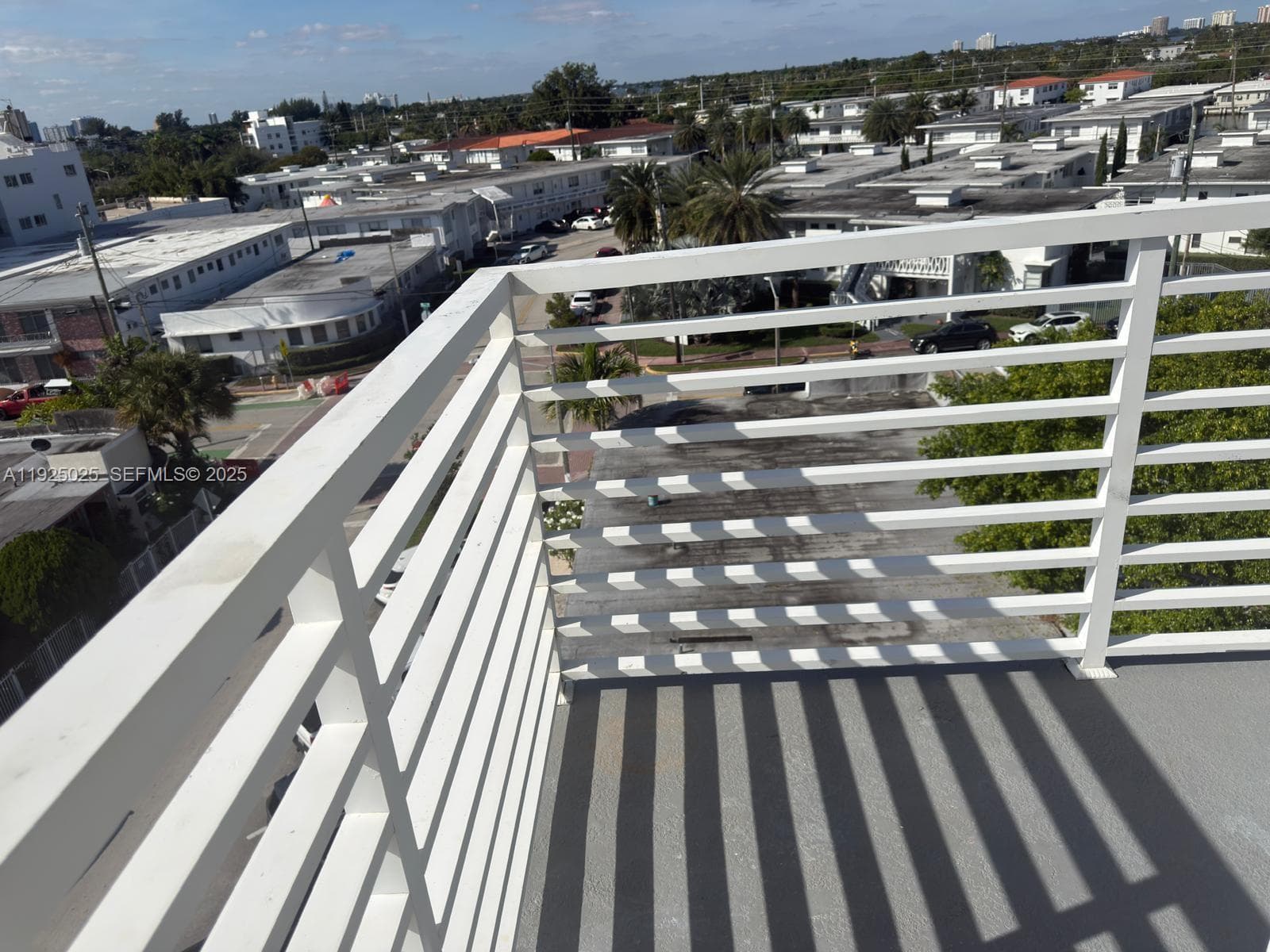 A11925025 — Miami Beach — 19
