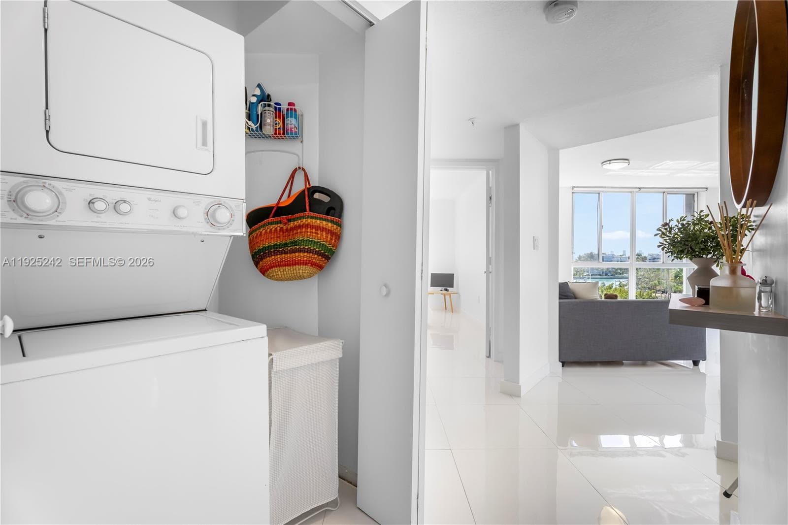 A11925242 — Miami Beach — 16