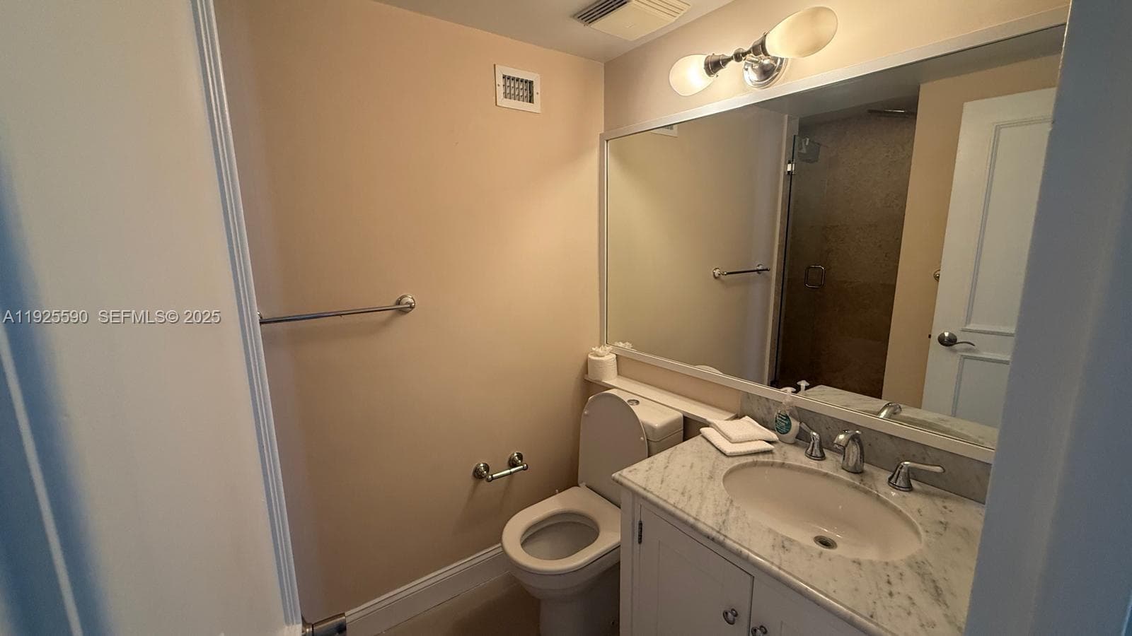 A11925590 — Miami Beach — 5