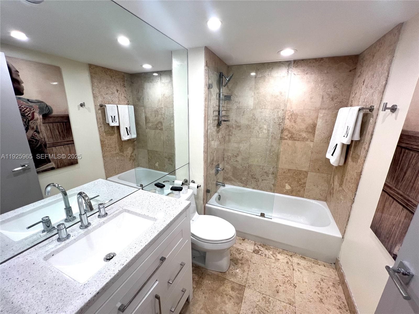 A11925965 — Miami Beach — 27
