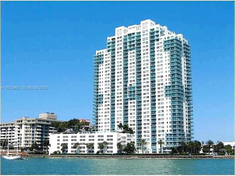 A11925965 — Miami Beach — 36