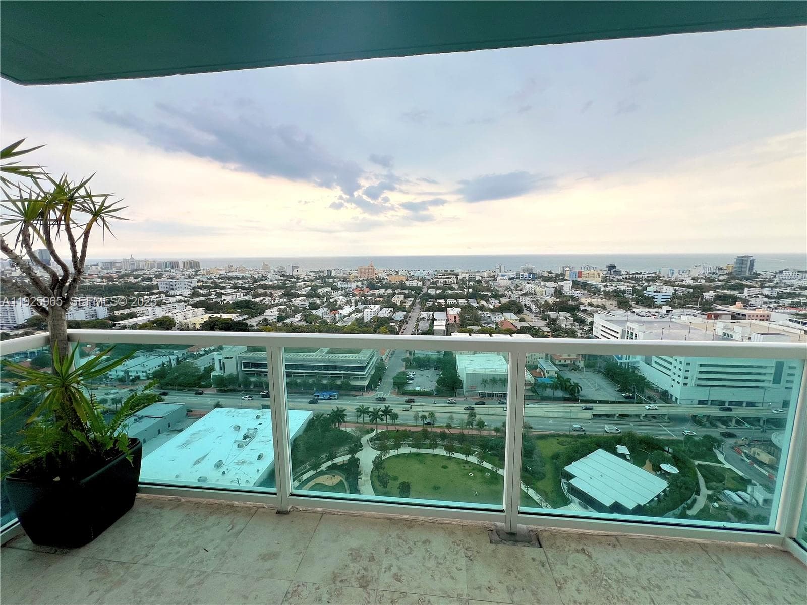 A11925965 — Miami Beach — 5