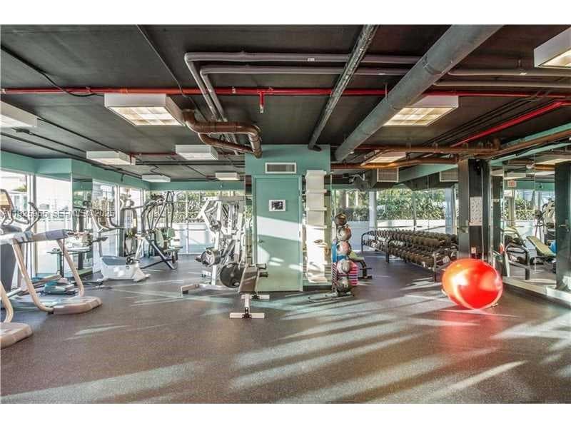 A11925965 — Miami Beach — 33