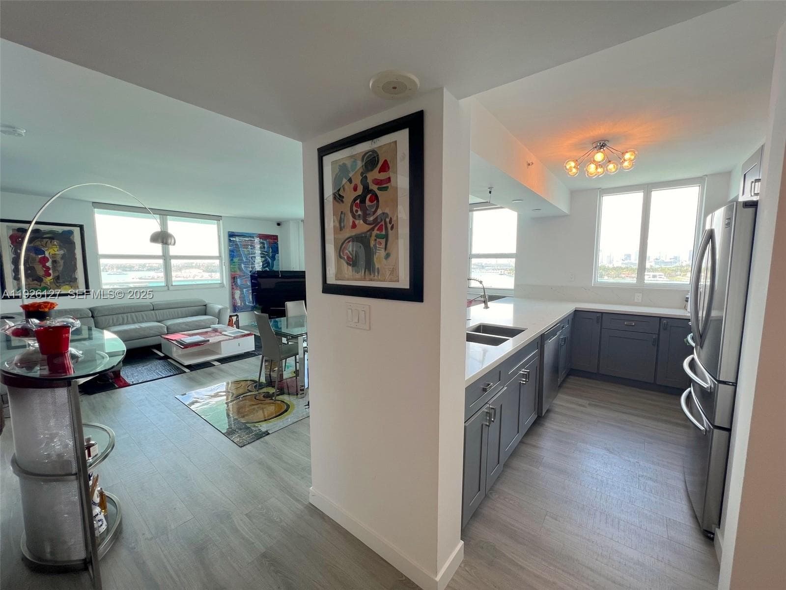 A11926127 — Miami Beach — 5