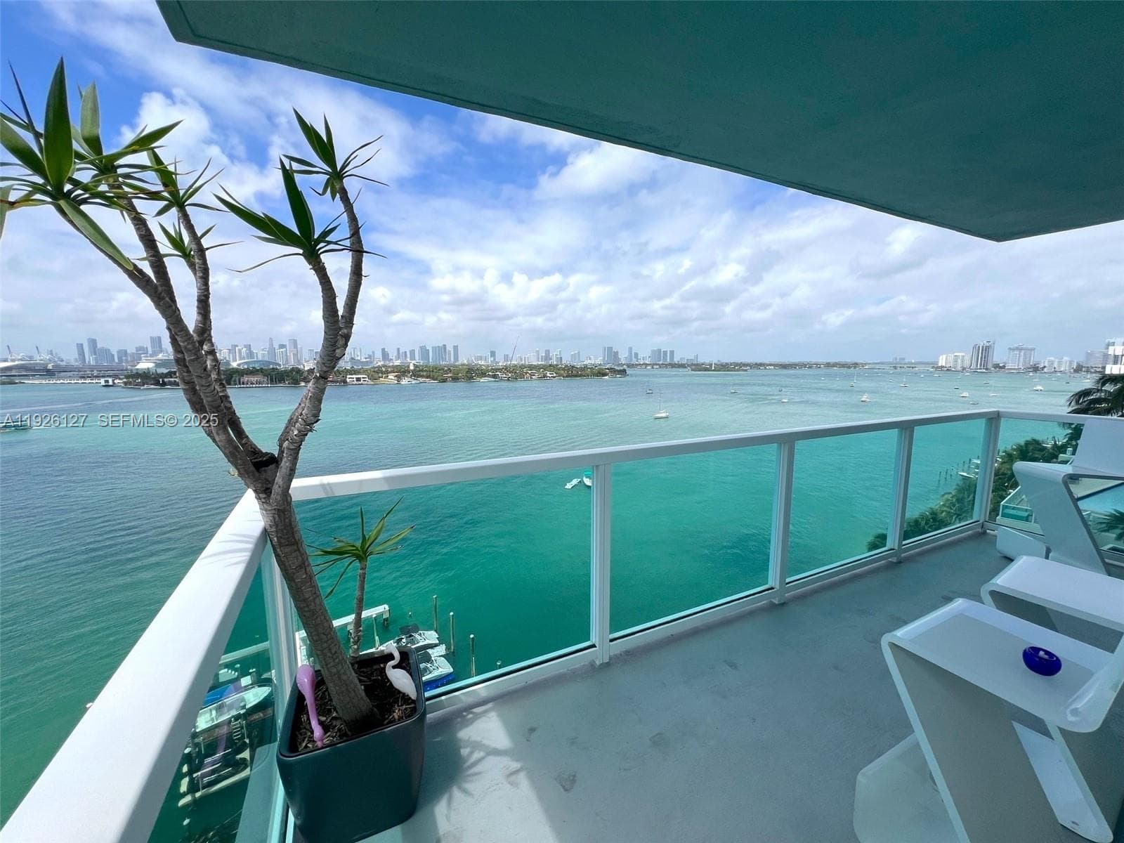 A11926127 — Miami Beach — 15